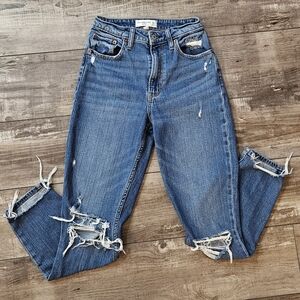 ABERCROMBIE Mom High Rise Medium Wash CURVE LOVE Destroyed Denim Jeans Size00/24